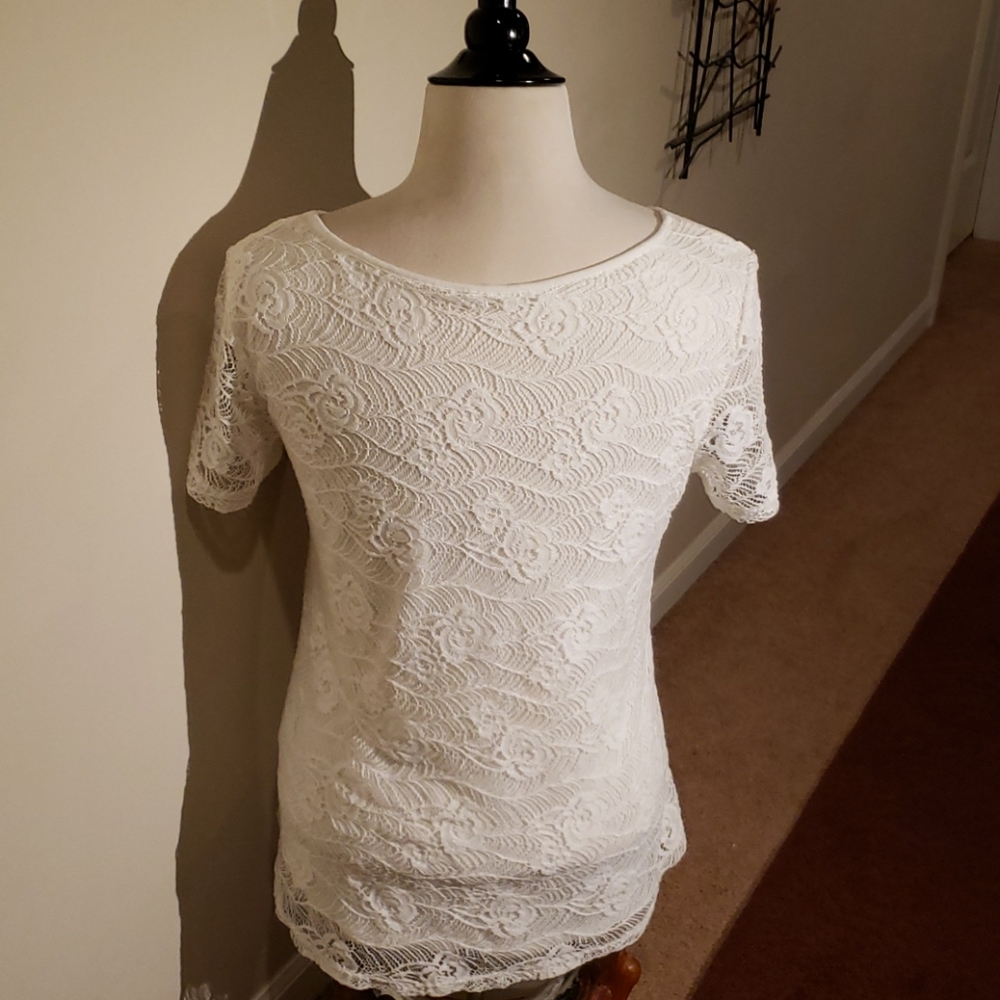 White Top - Picture 7 of 16
